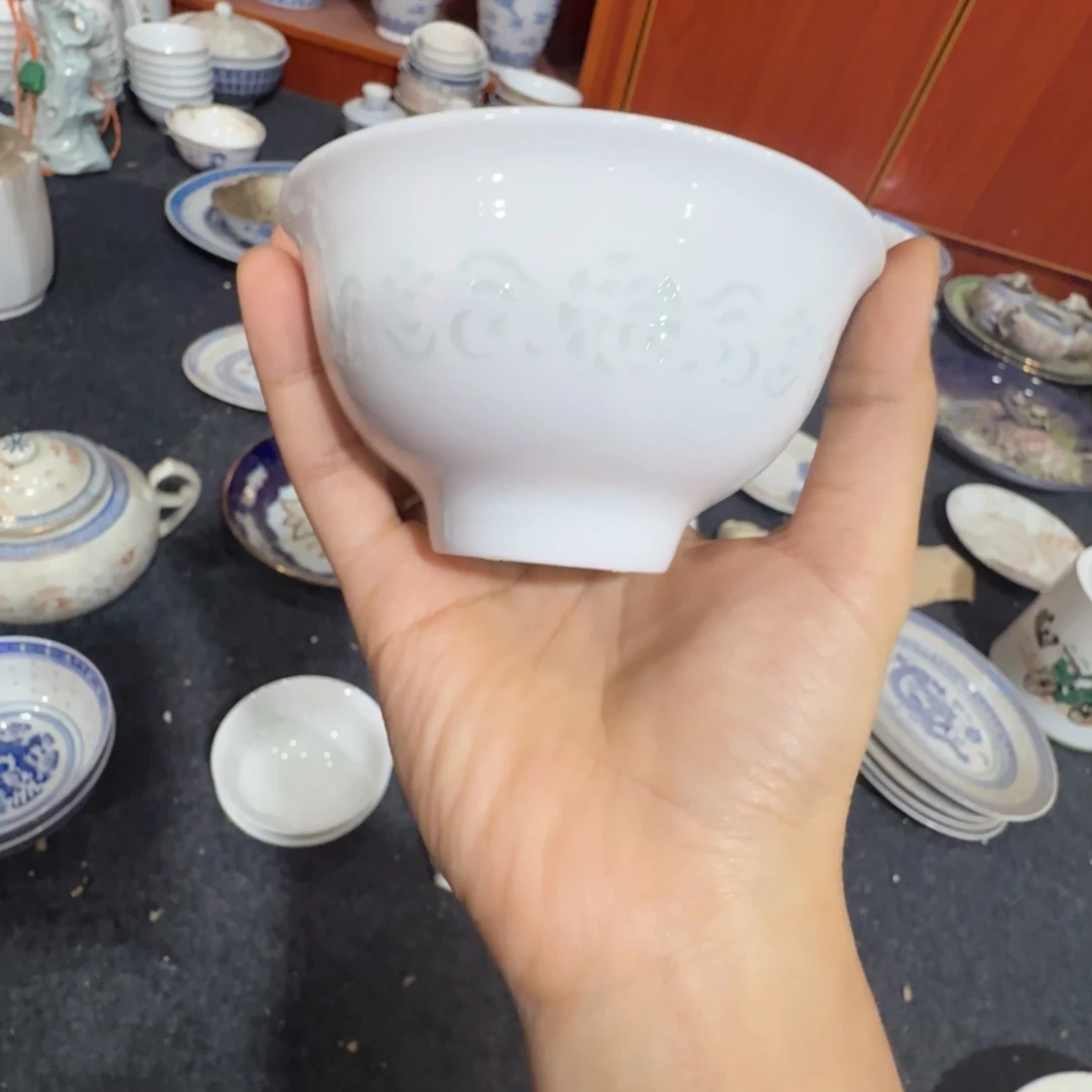 景德镇的陶瓷瓷器