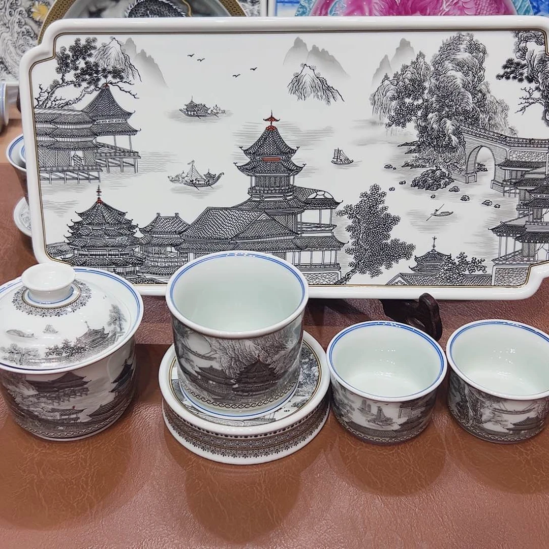 摆件景德镇陶瓷艺术展演厅及艺术展