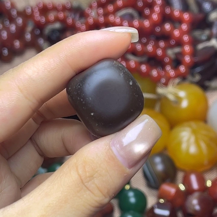 *****玛瑙/玉髓未镶嵌玛瑙珠子1111