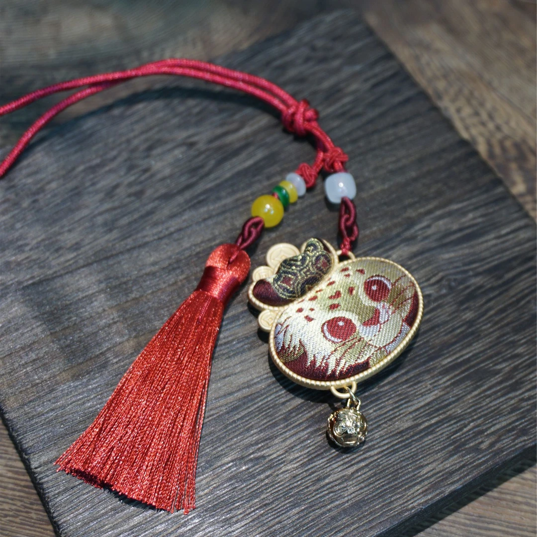 三马宋锦酒红豹富中式钱袋子包挂车挂件成品布艺手工制作