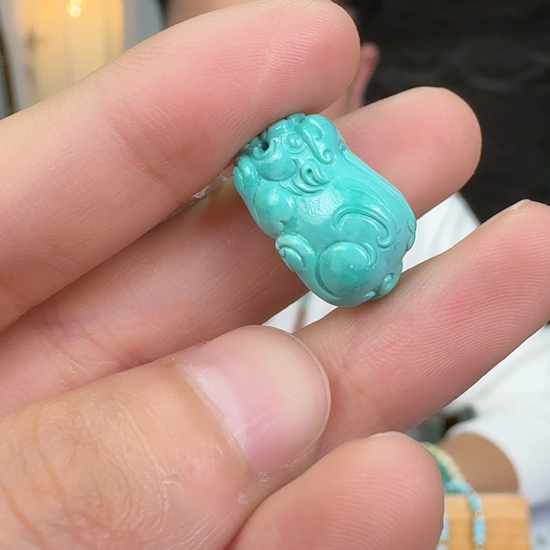 绿松石未镶嵌挂件