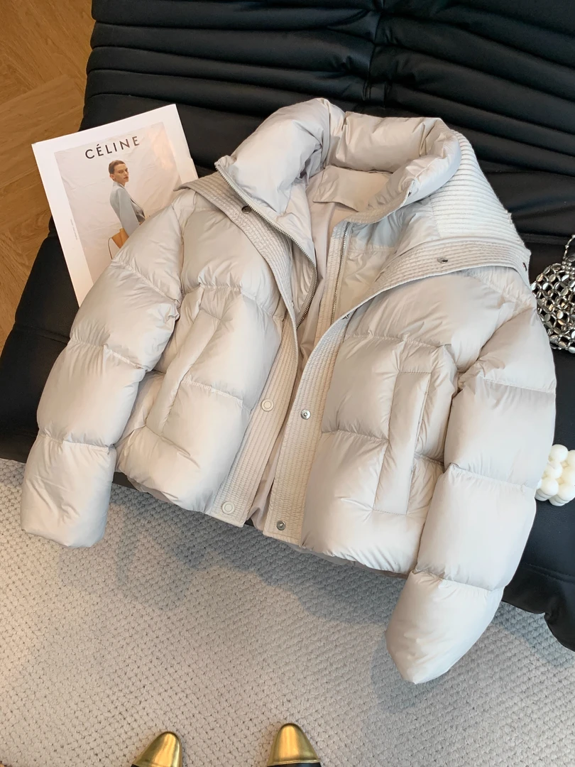 高端欧货冬季2025新款高级感气质小众泡芙假两件立领女短棉服外套