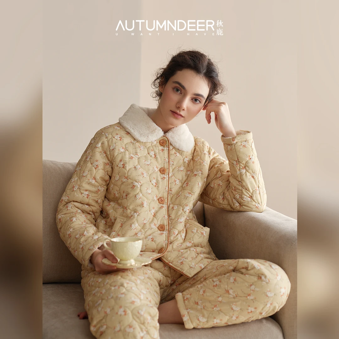 秋鹿针织单面印花睡衣女士三层加厚抗静电冬天家居服套装