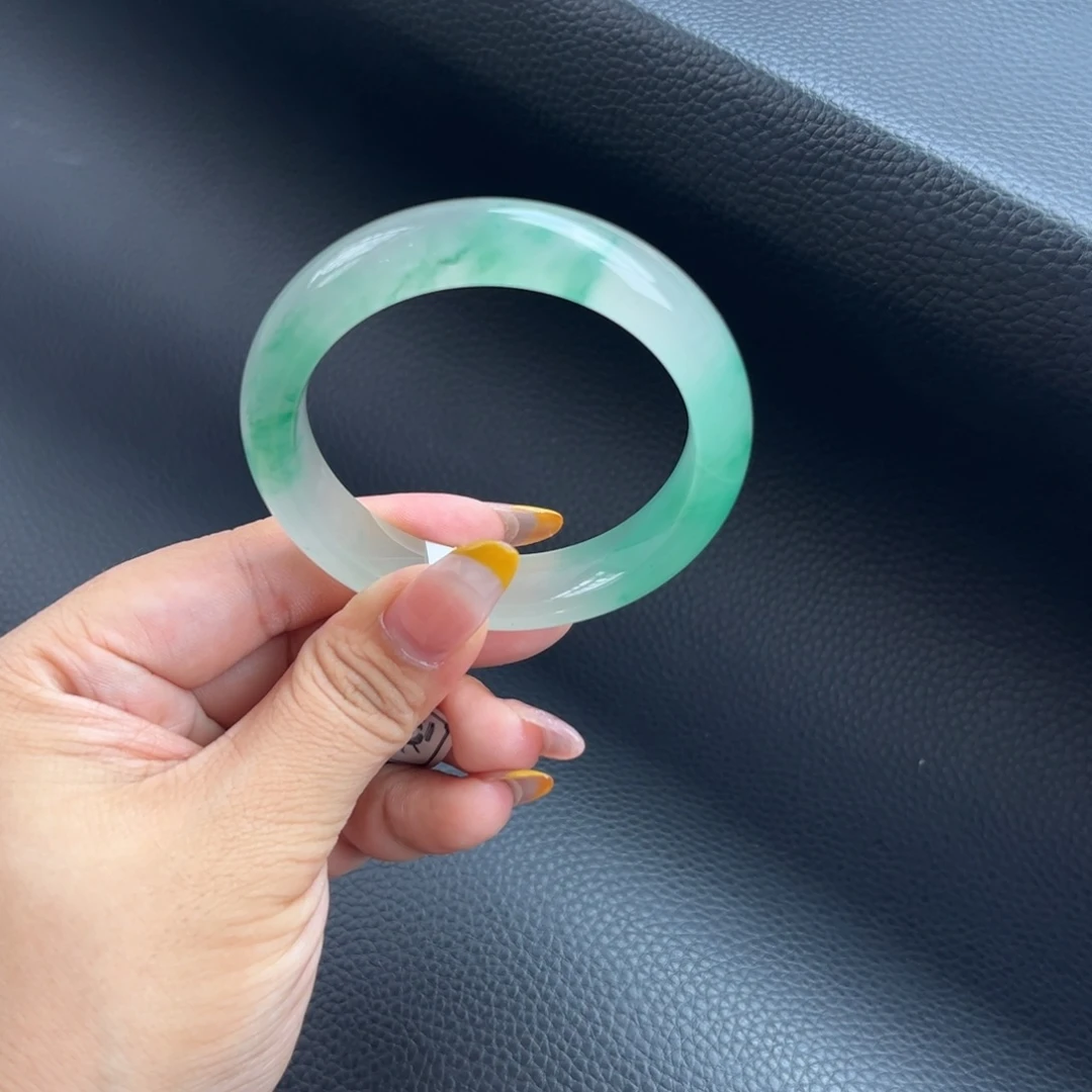 未镶嵌手镯石英质玉54.5