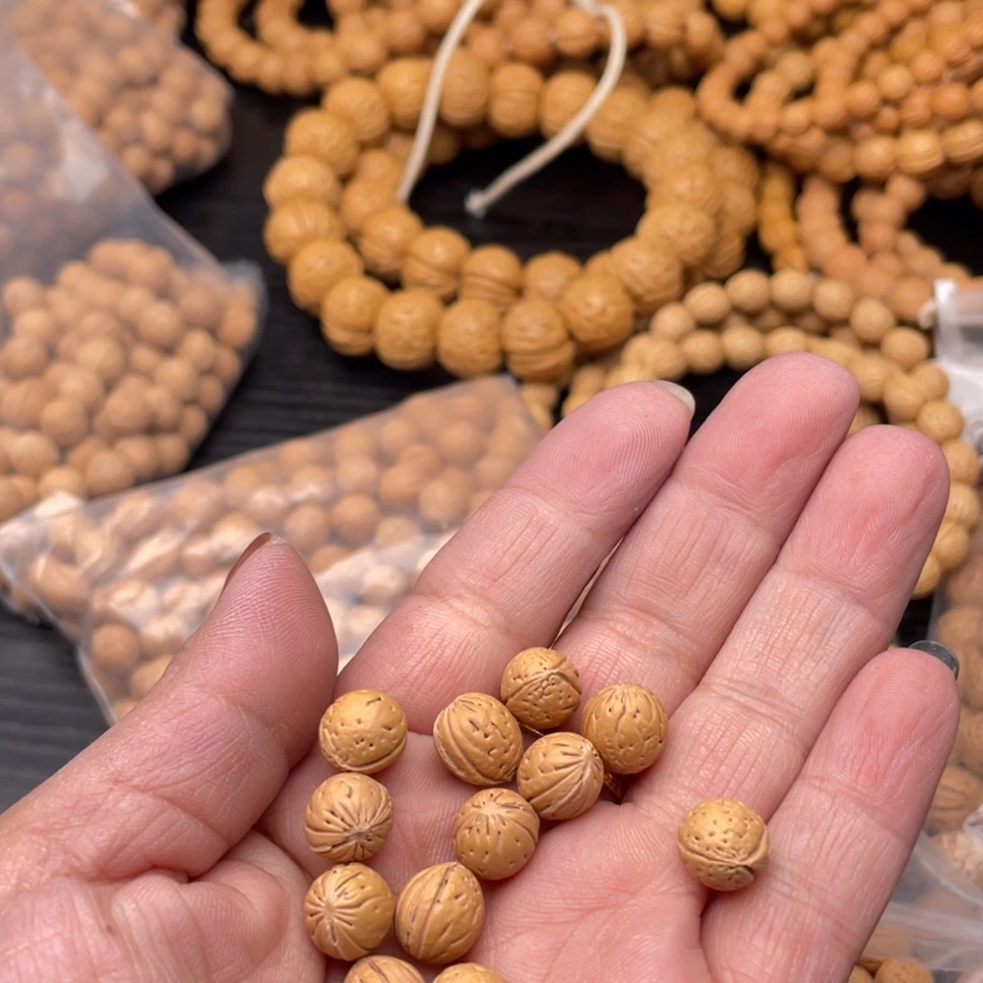 私人定制小桃核150元打孔不退不换