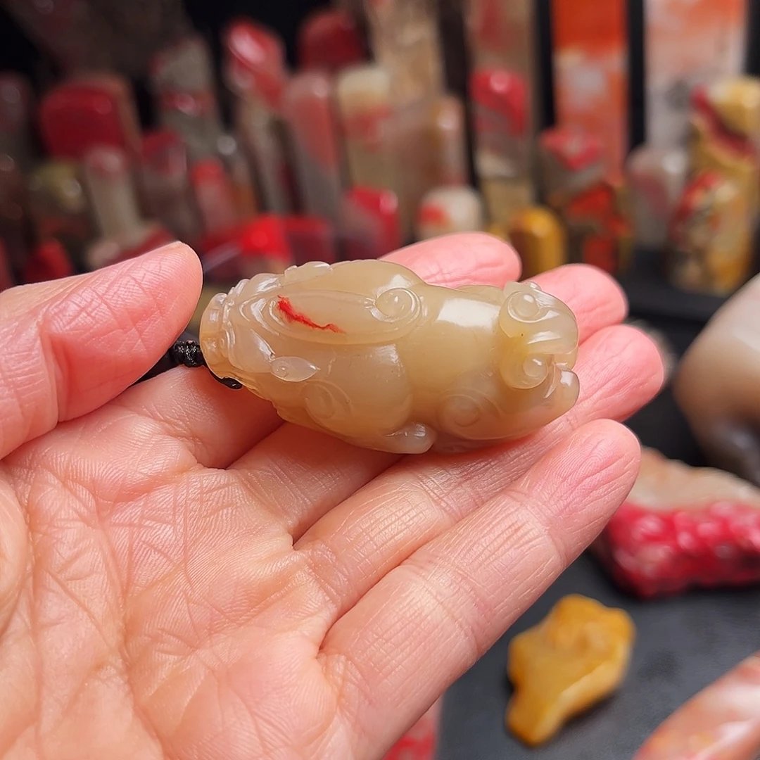 巴林石其他鸡血石