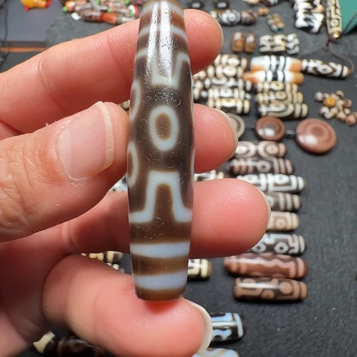 玛瑙/玉髓铂Pt900镶嵌颈饰