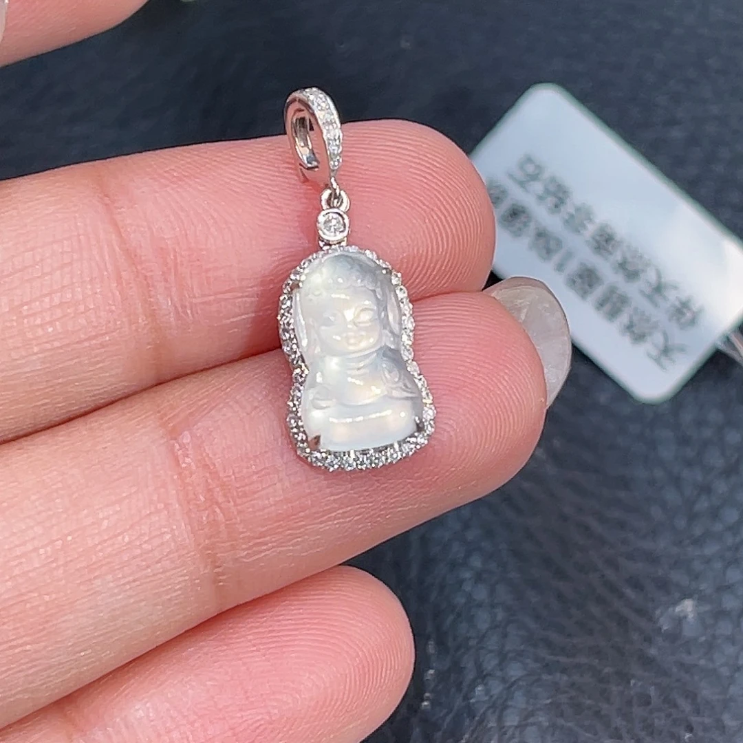 颈饰18K金镶嵌翡翠宝宝佛