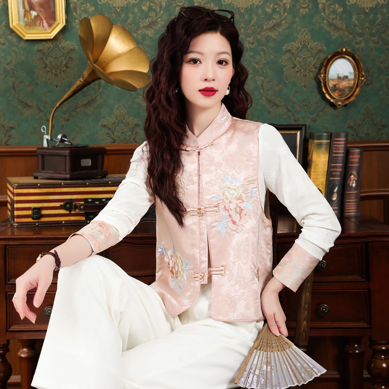 新中式国风马甲女2025年春秋季新款复古盘扣重工刺绣无袖坎肩上衣