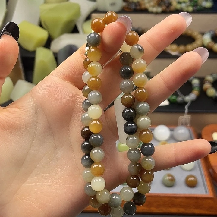 和田玉（糖玉）未镶嵌手链