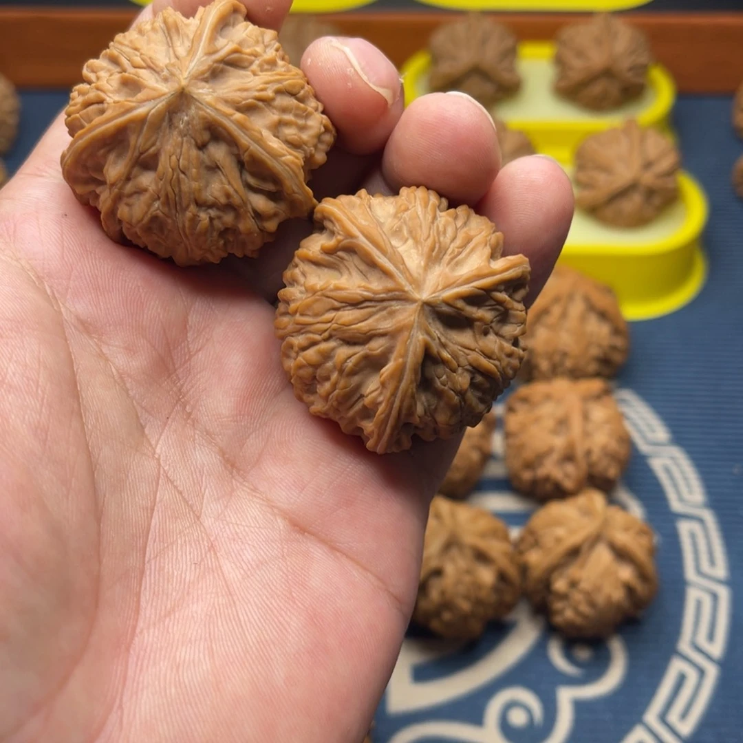 北***人手串/手链核桃玉龙粗筋42尺