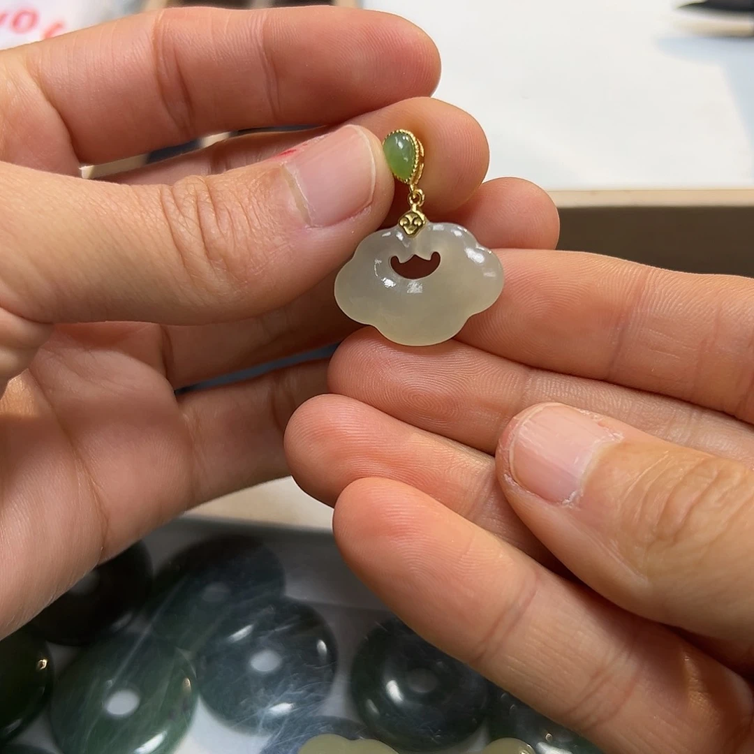 和田玉银S925镶嵌颈饰颜色多样性发货拍一发一曦*～