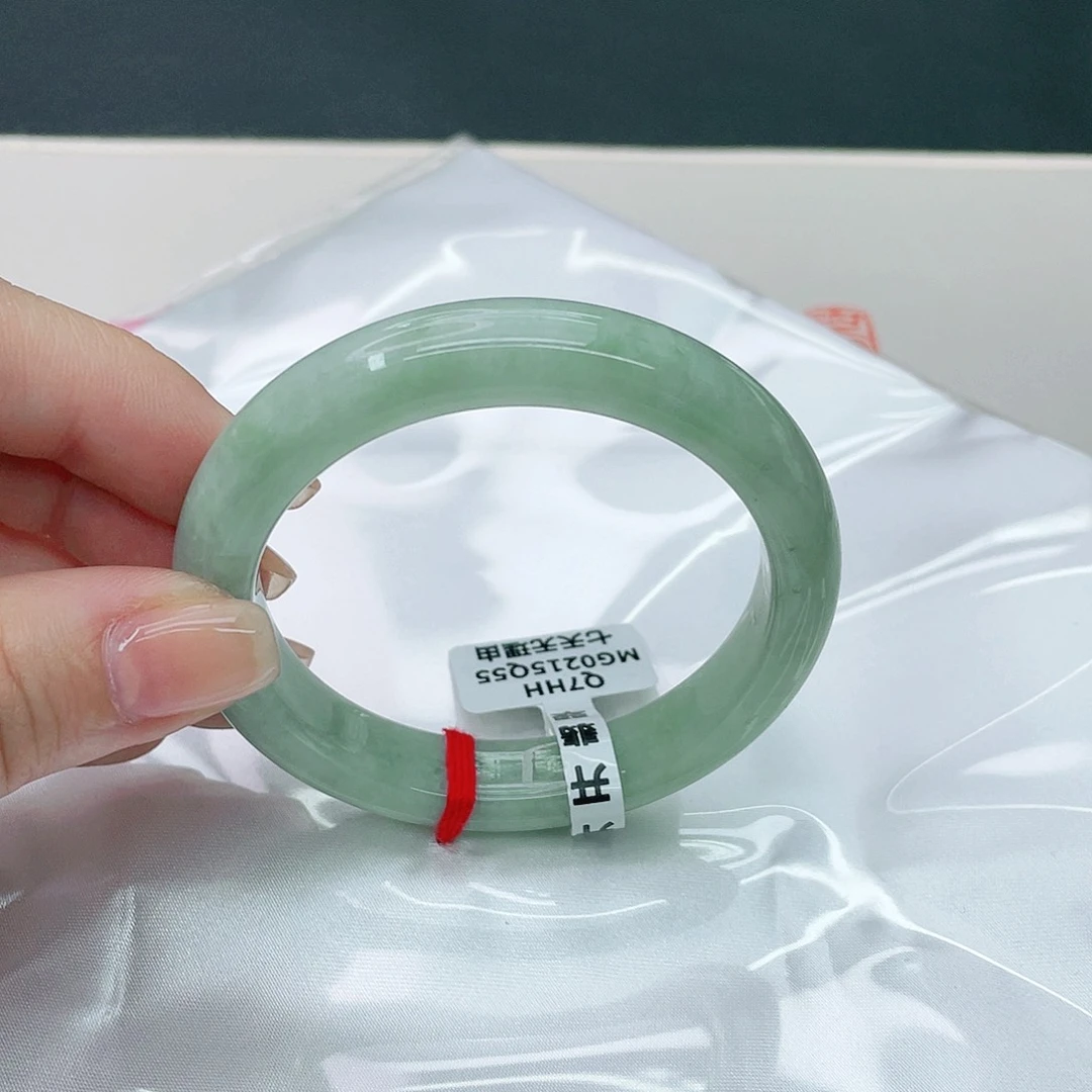 翡翠手镯未镶嵌圆53.2