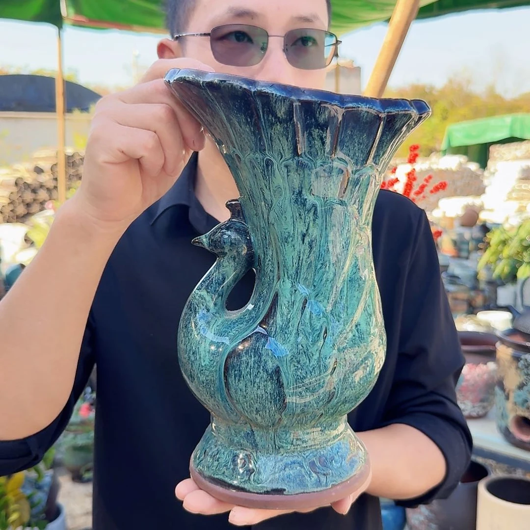 紫砂花盆孔雀一个一个绿