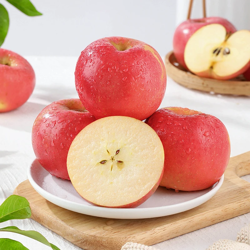 正宗山东烟台栖霞红富士苹果水果脆甜多汁新鲜水果