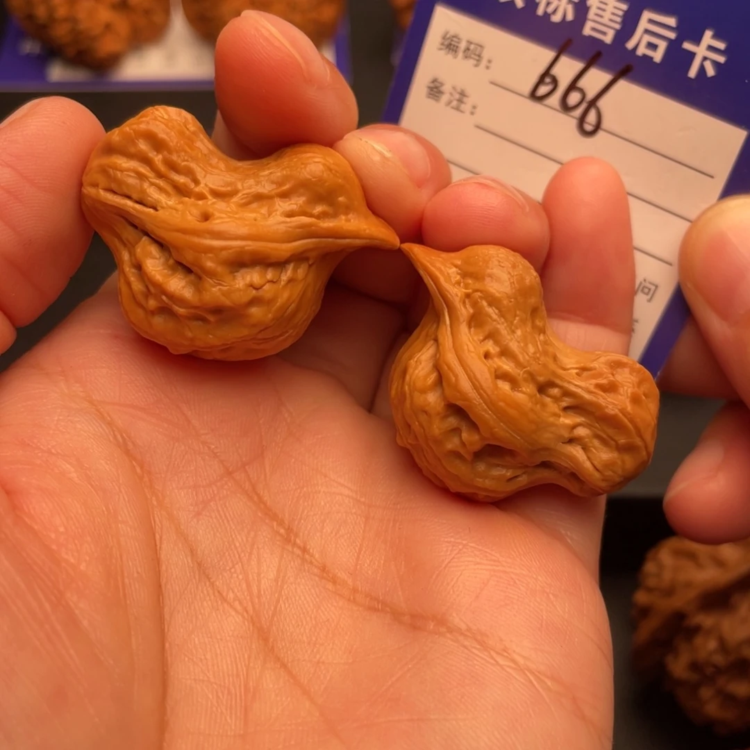 恩***把件文玩核桃鸳鸯666号