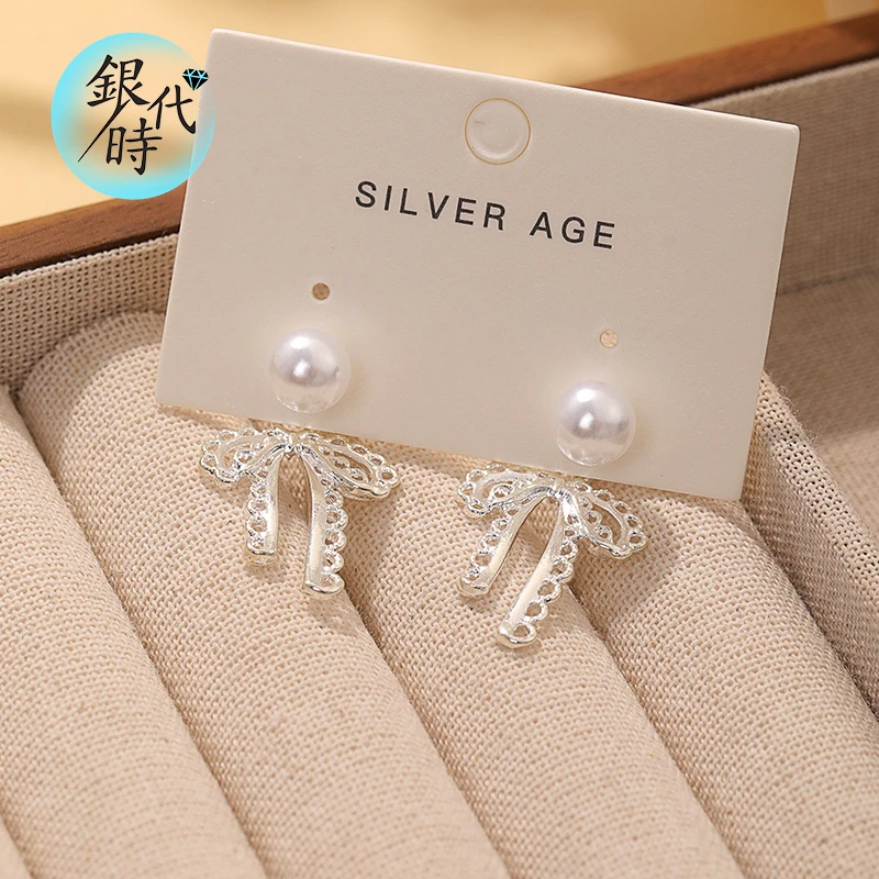 银时代 铜合金仿珍珠耳饰 日韩几何原创设计法式耳钉欧若精灵风