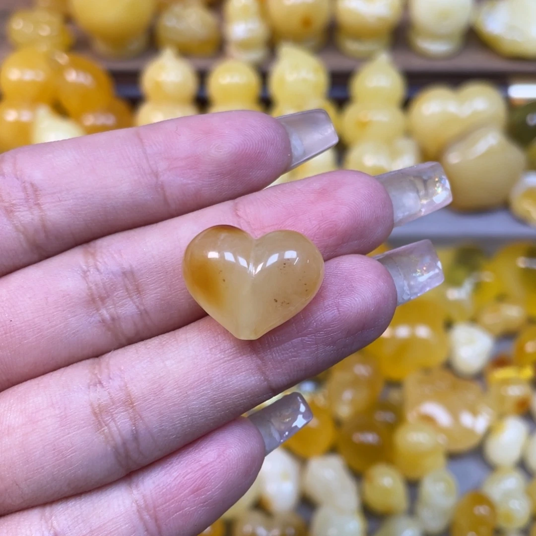 琥珀未镶嵌珠宝奇石