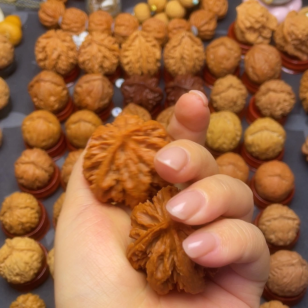 X***.把件文玩核桃大花