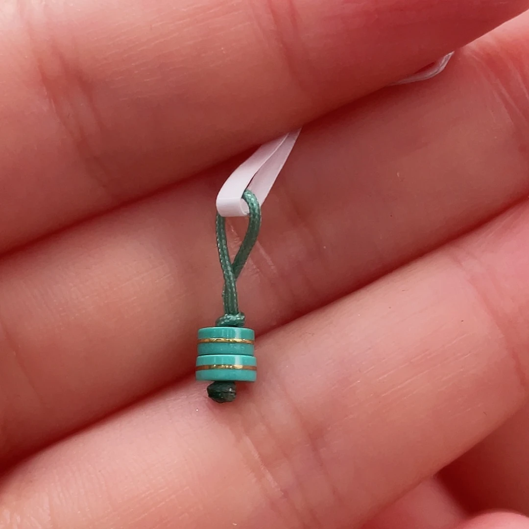绿松石颈饰未镶嵌