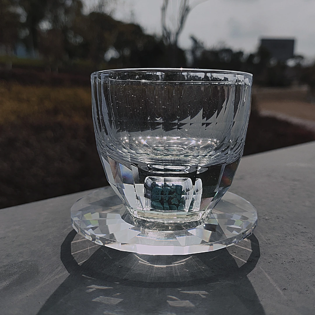 天然水晶玻璃杯，绿松石填充底部，可送礼可当摆件