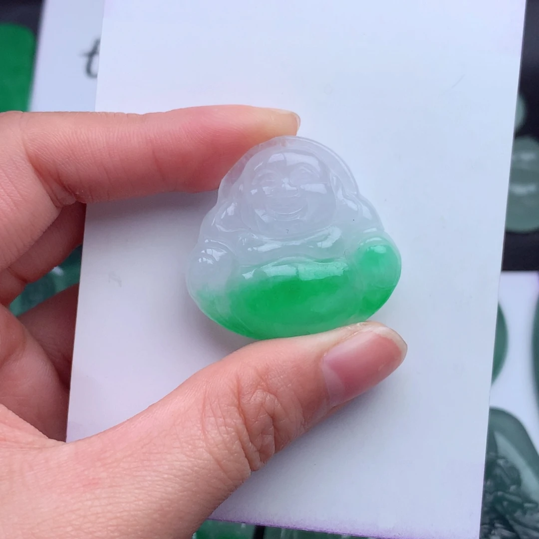 天然的缅料a货吊坠挂件