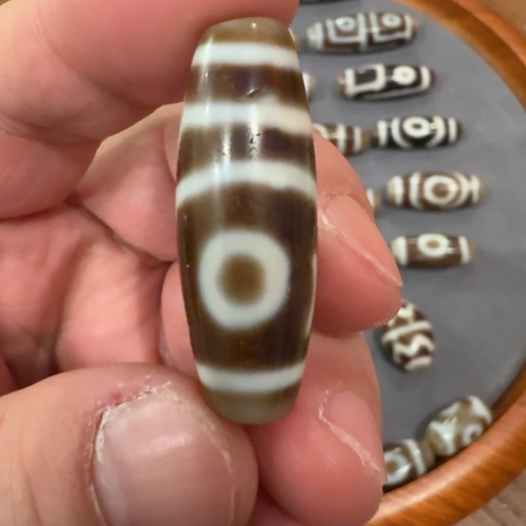 玛瑙/玉髓未镶嵌双鱼两眼