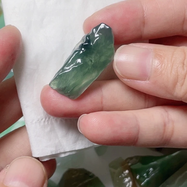 定制翡翠未镶嵌包工
