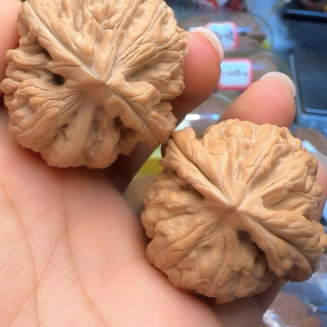 文玩核桃吊坠40红锦鲤全一般对