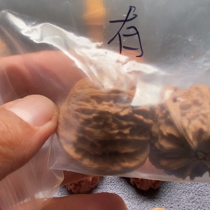 ****吊坠文玩核桃磨盘