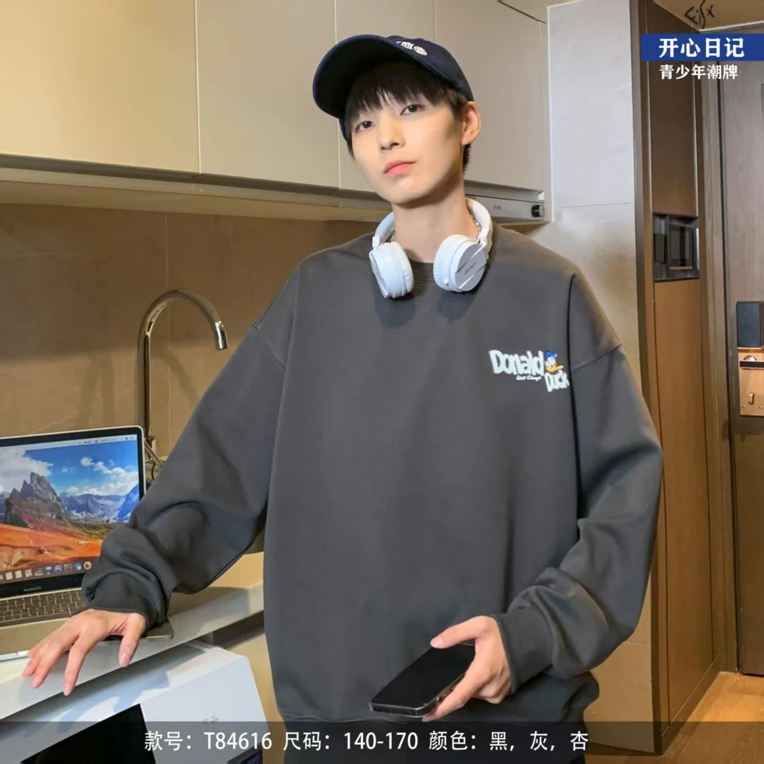 橙子家 4616#春款新品唐老鸭印花圆领卫衣