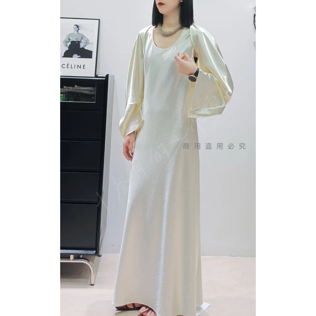 95336套装春季2025新款醋酸缎面斗篷连衣裙两件套女显瘦高级感