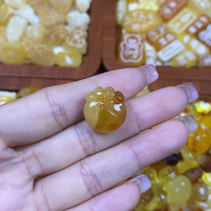 吊坠橄榄核小猫爪102