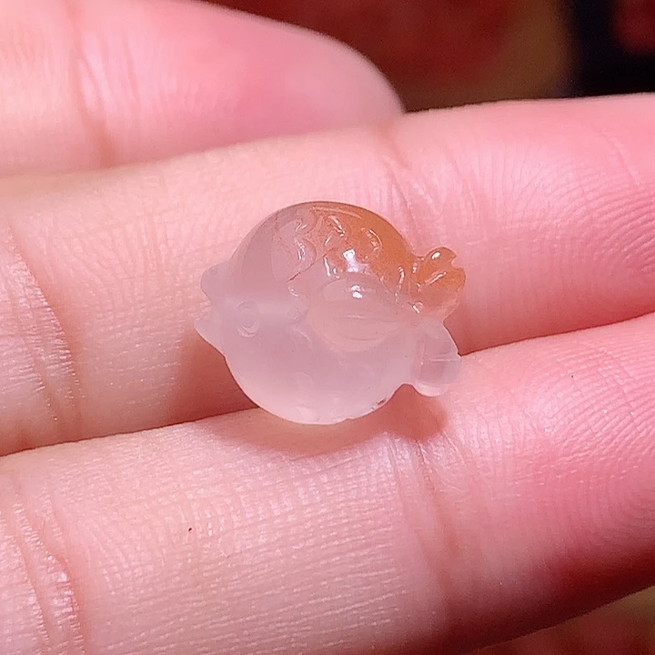 南红玛瑙未镶嵌南红嘟嘟鱼1297
