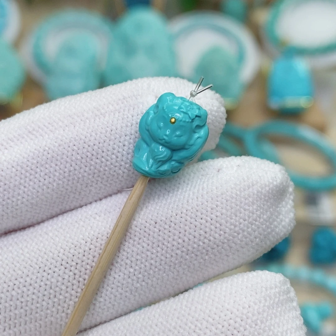 未镶嵌绿松石珠宝奇石