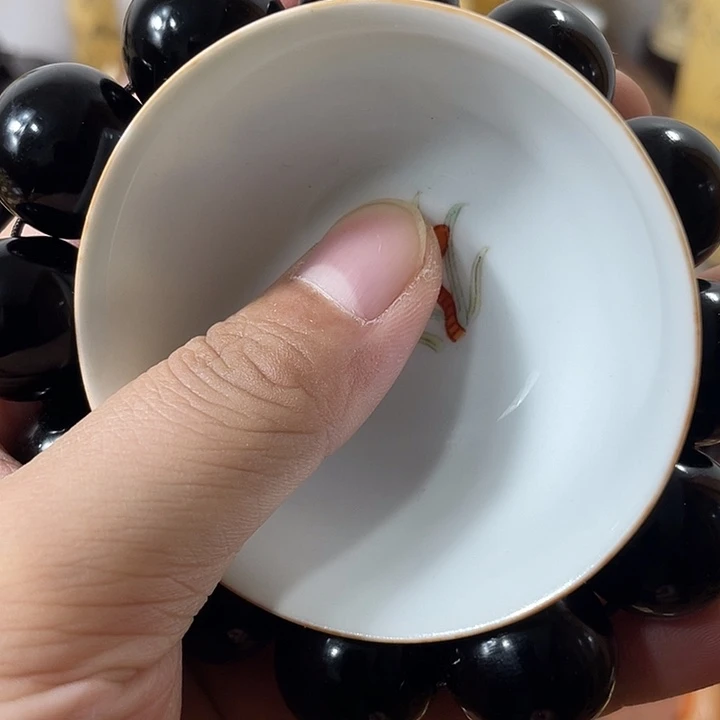 瓷片精致雕刻工艺精湛细腻