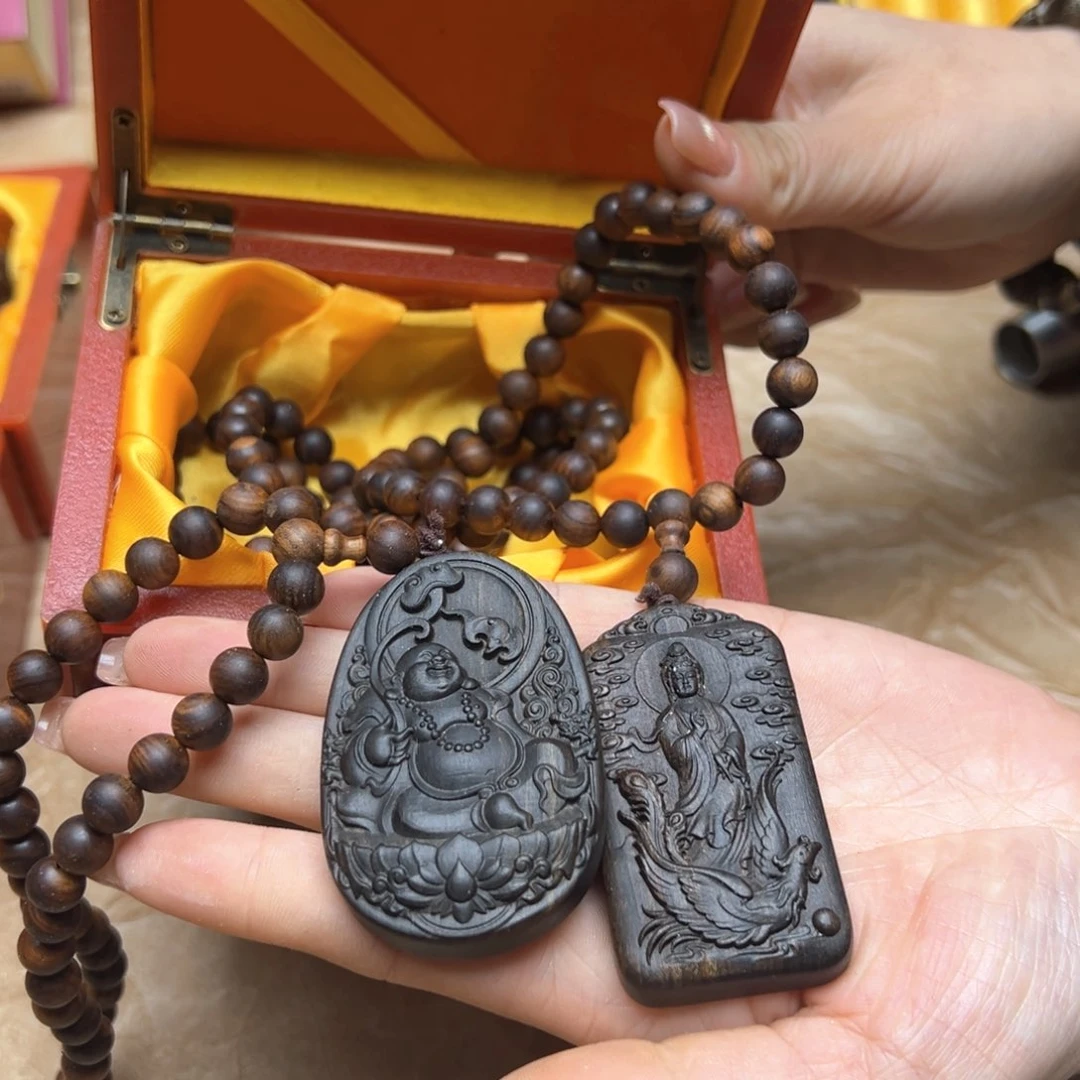 大叶紫檀（黑酸枝木类）