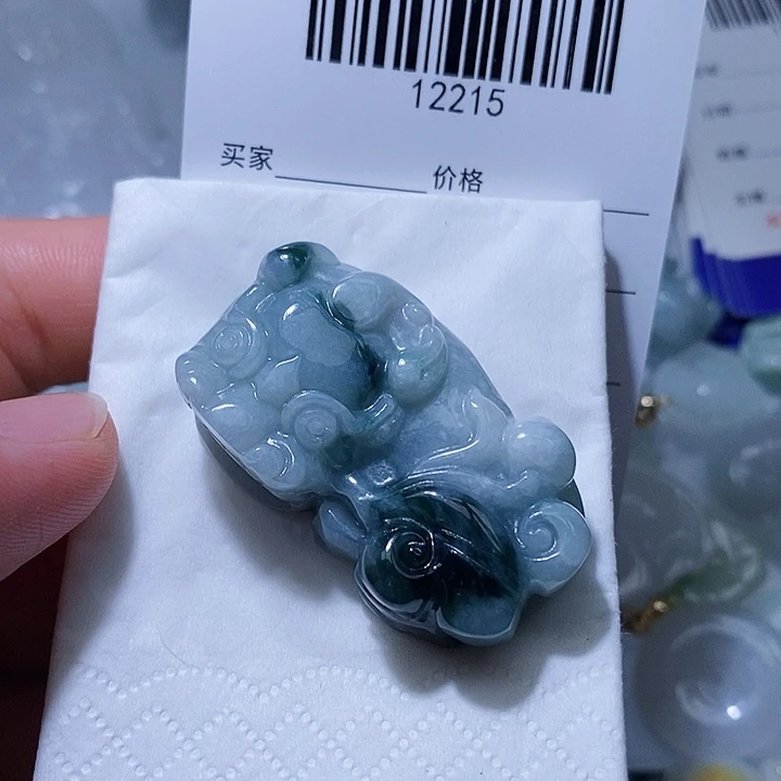 翡翠未镶嵌颈饰天光墟翡翠市场现金代购