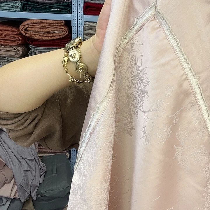 棉棉粉枕套一对，刺绣