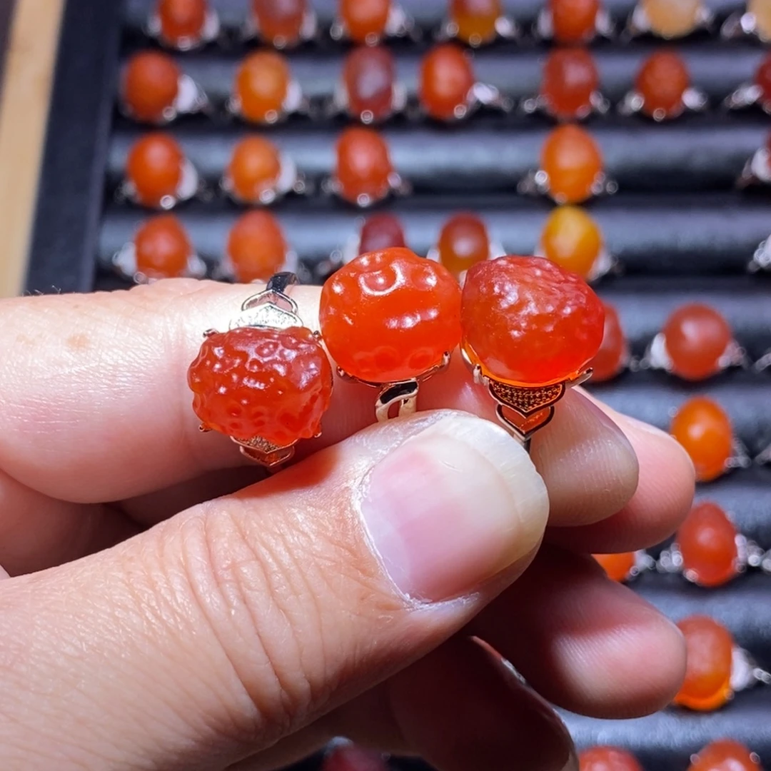 屈***老玛瑙/玉髓合金戒指