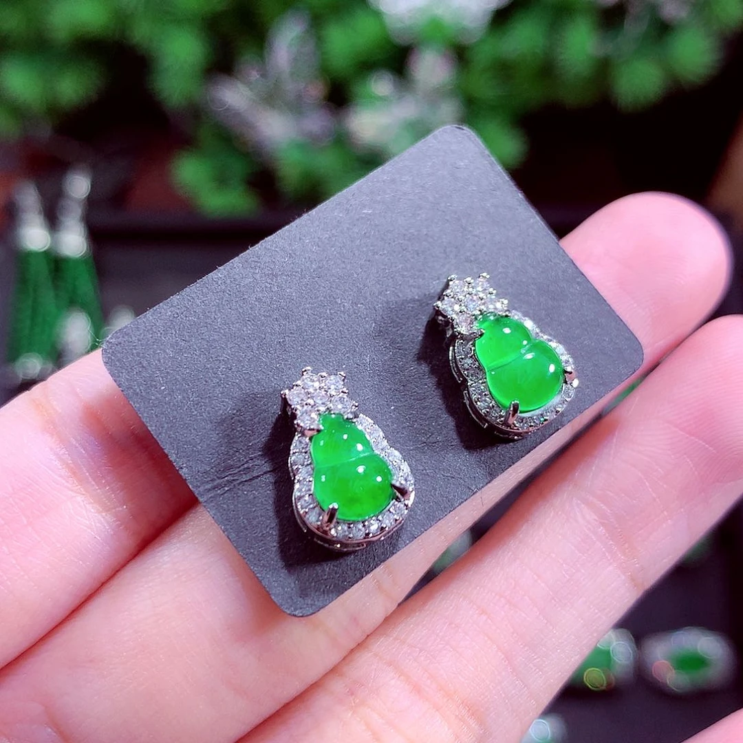 颈饰未镶嵌翡翠天然