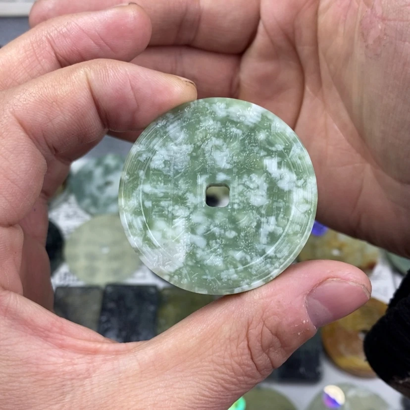 【闪购商品】岫玉颈饰未镶嵌雪**岫玉山鬼花钱