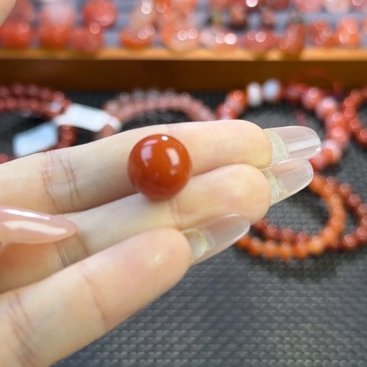 玫***过南红玛瑙未镶嵌珠宝半成品单珠