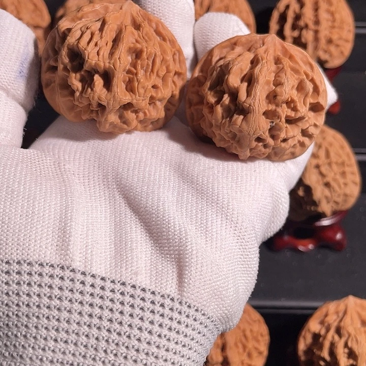 文玩核桃吊坠43官帽