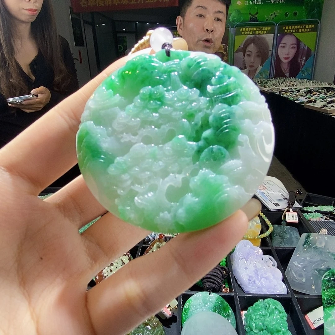颈饰未镶嵌翡翠翡翠