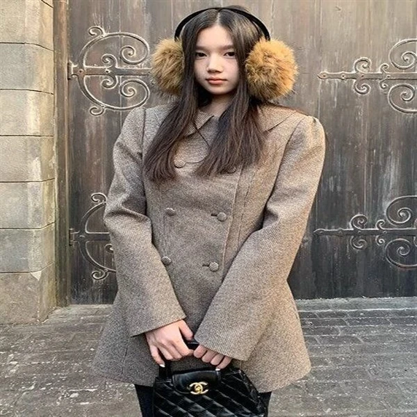 2025秋冬新款韩系气质千金风娃娃领双排扣修身呢外套超好看呢大衣