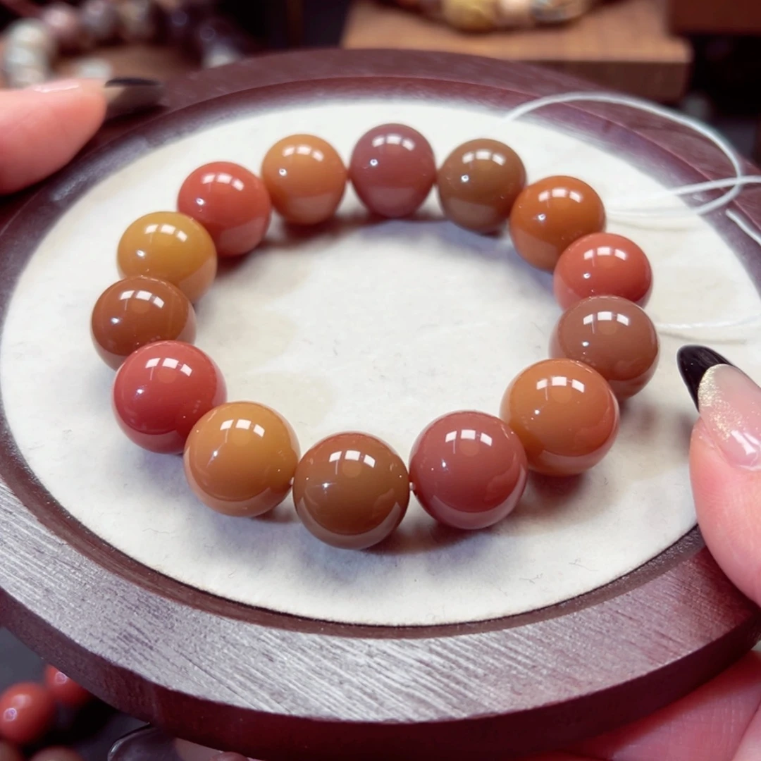 【闪购商品】石英质玉手链未镶嵌?**猫57