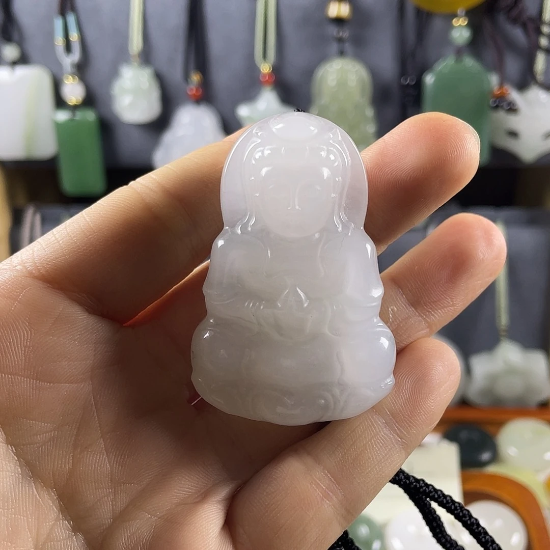 石英质玉（金丝玉）未镶嵌颈饰