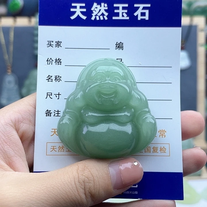 东陵石未镶嵌颈饰佛公
