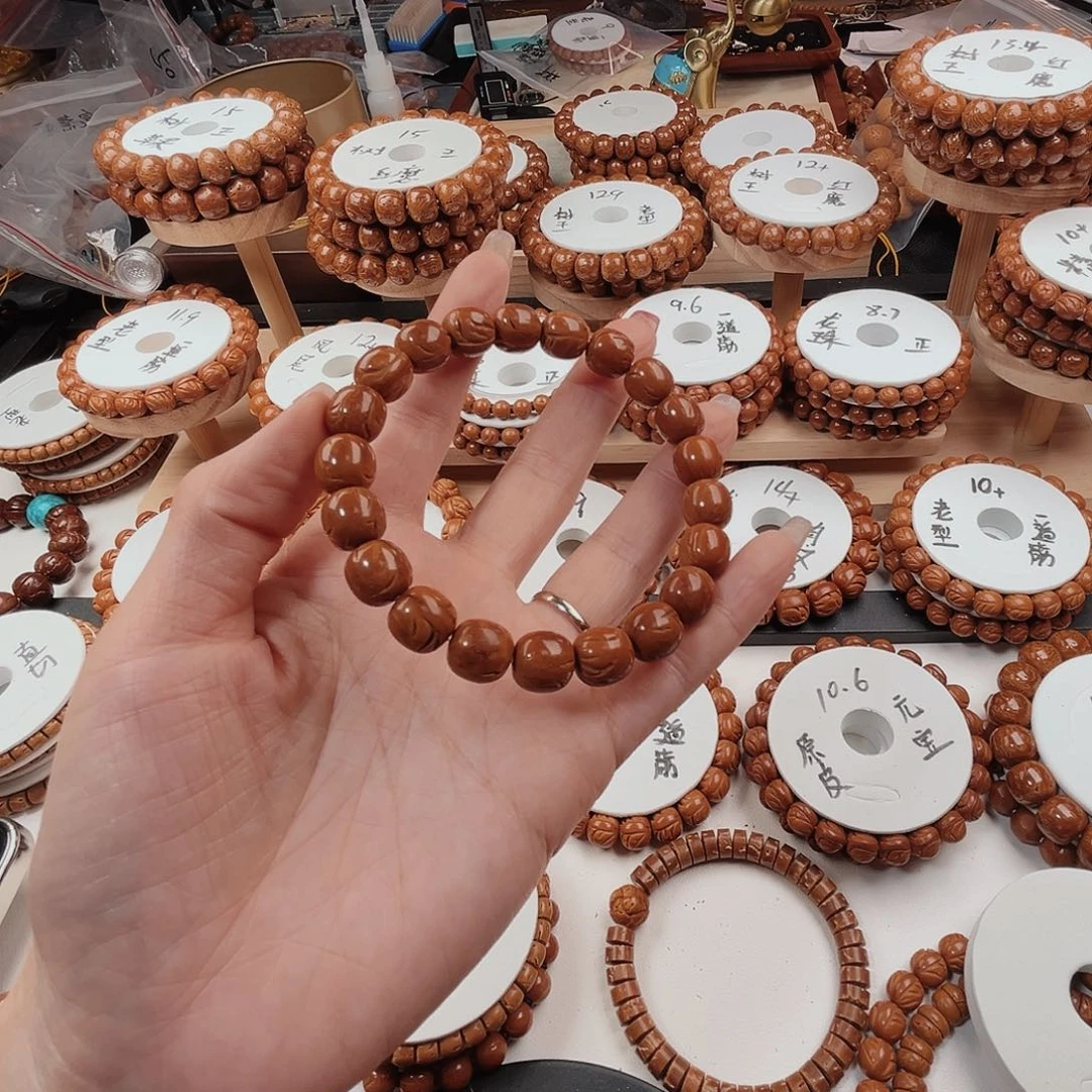 桃核手串赵*川桃核光珠